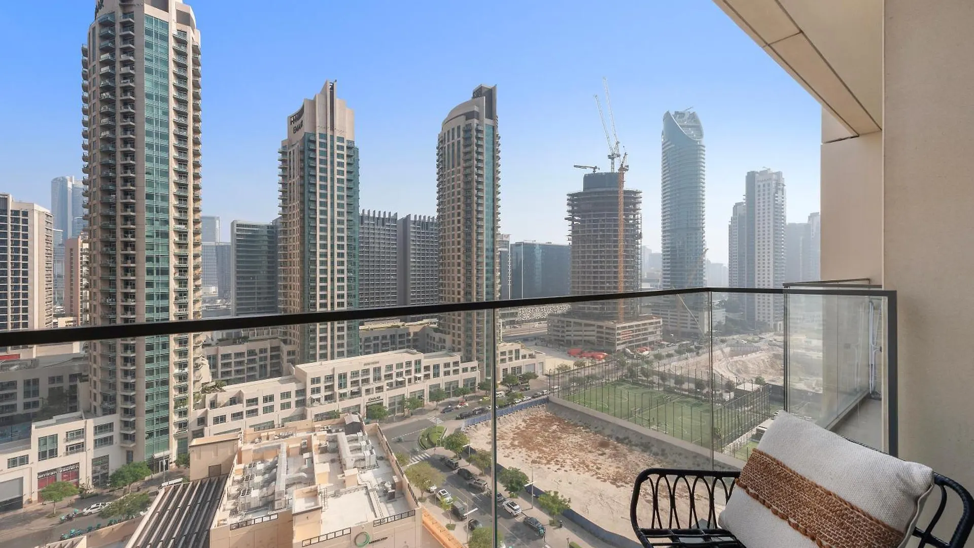 Luxurious 1-Bedroom Apartment Dubai