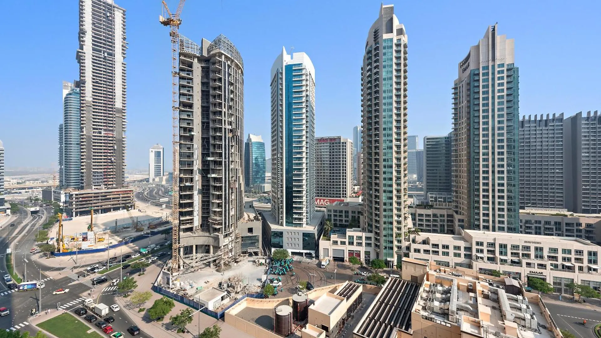 Luxurious 1-Bedroom Apartment Dubai