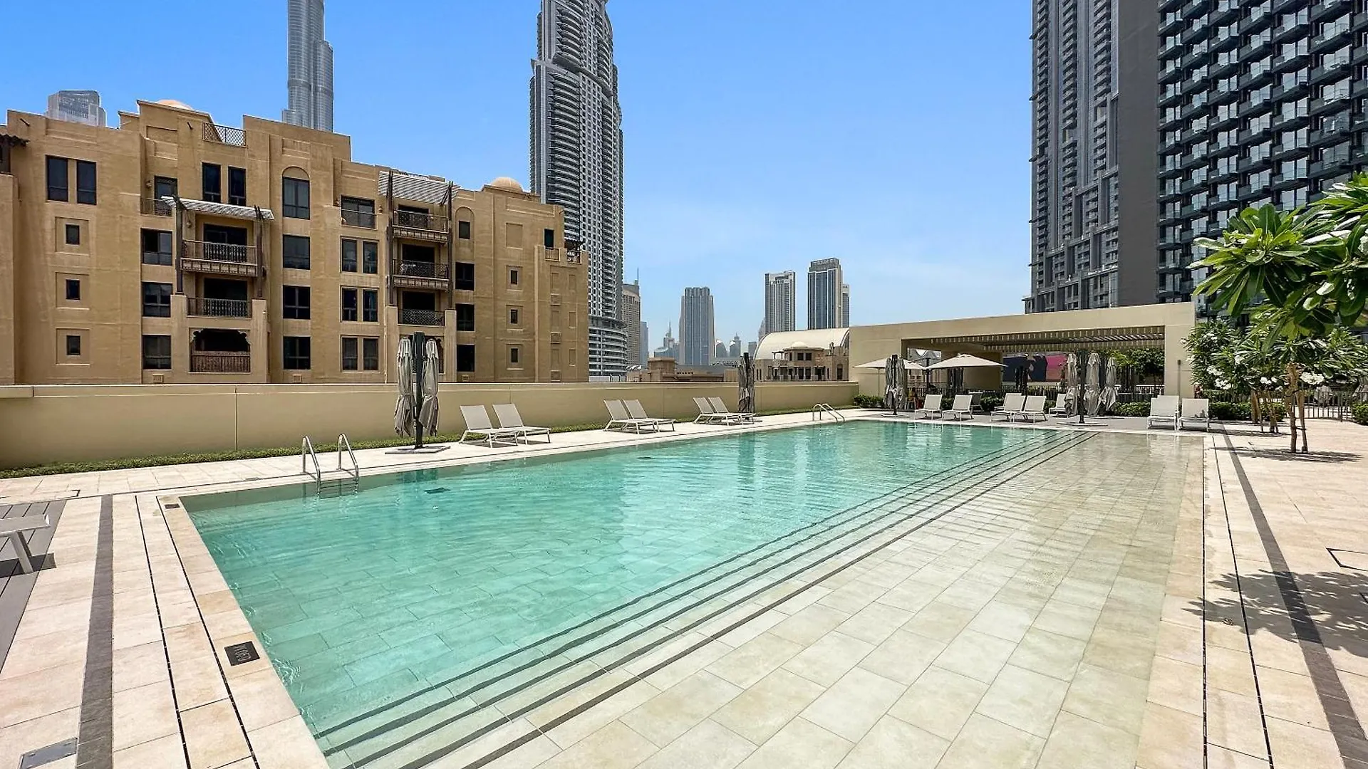 Luxurious 1-Bedroom Apartment Dubai